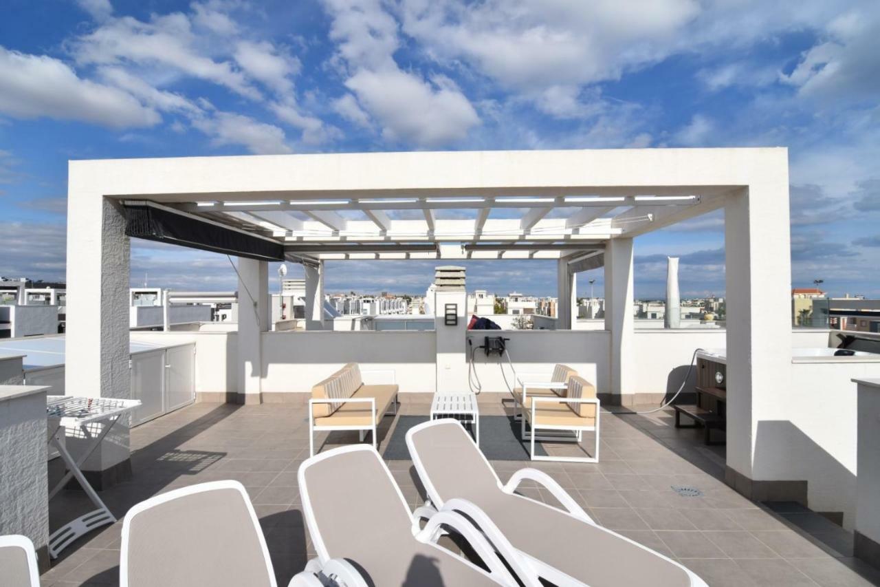 Penthouse Oasis Beach II La Zenia Appartement Dehesa de Campoamor  Buitenkant foto